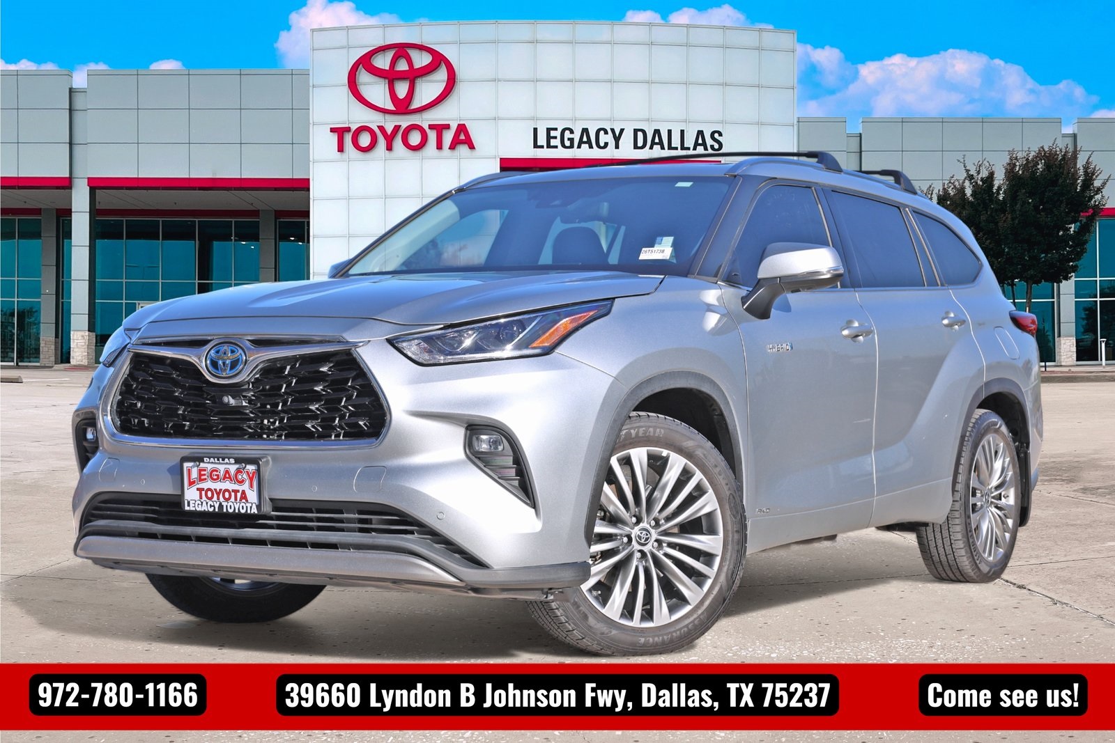 2021 Toyota Highlander Platinum's photo
