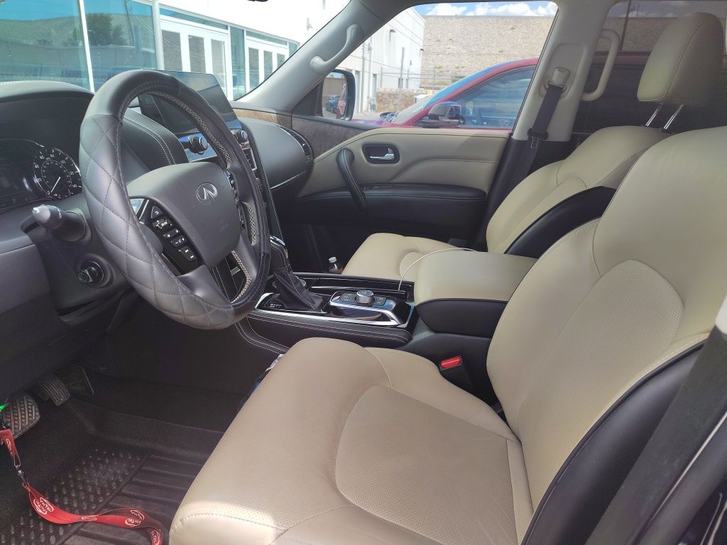 2023 Infiniti QX80 Premium Select photo 2