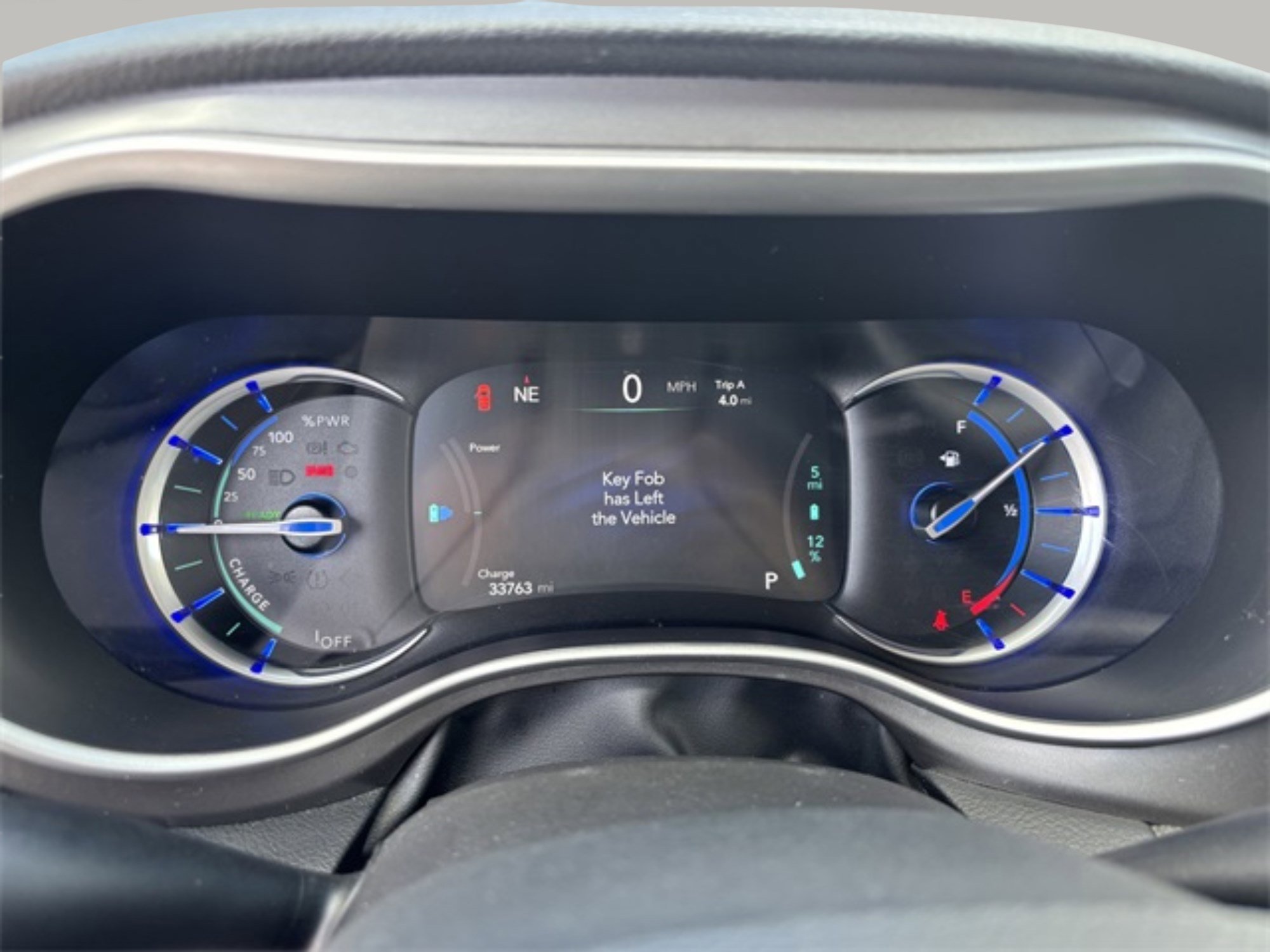 2022 Chrysler Pacifica Touring L photo 16
