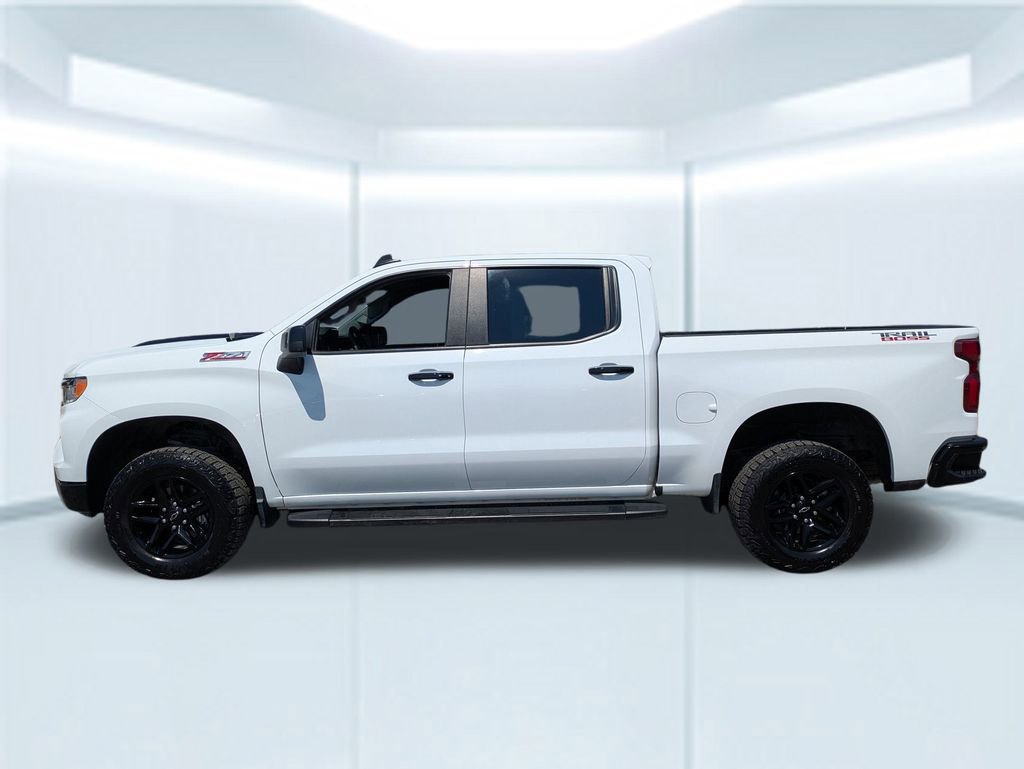 2024 Chevrolet Silverado 1500 LT Trail Boss photo 2