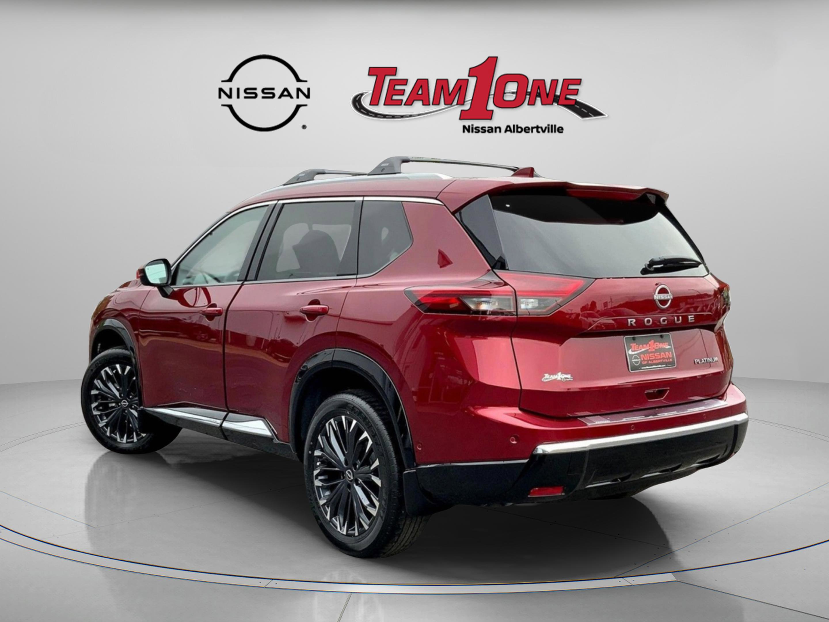 2025 Nissan Rogue Platinum photo 3