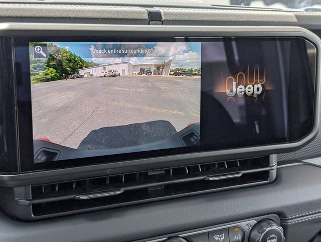 2025 Jeep Gladiator Mojave photo 16