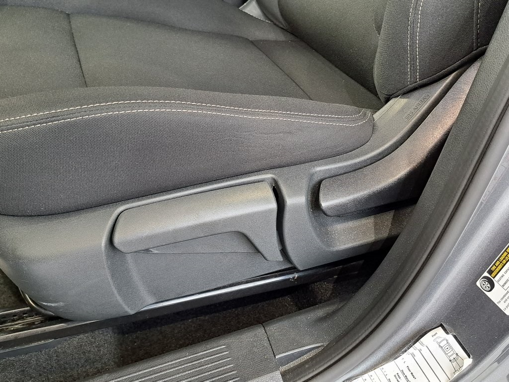 2023 Nissan Rogue S photo 19