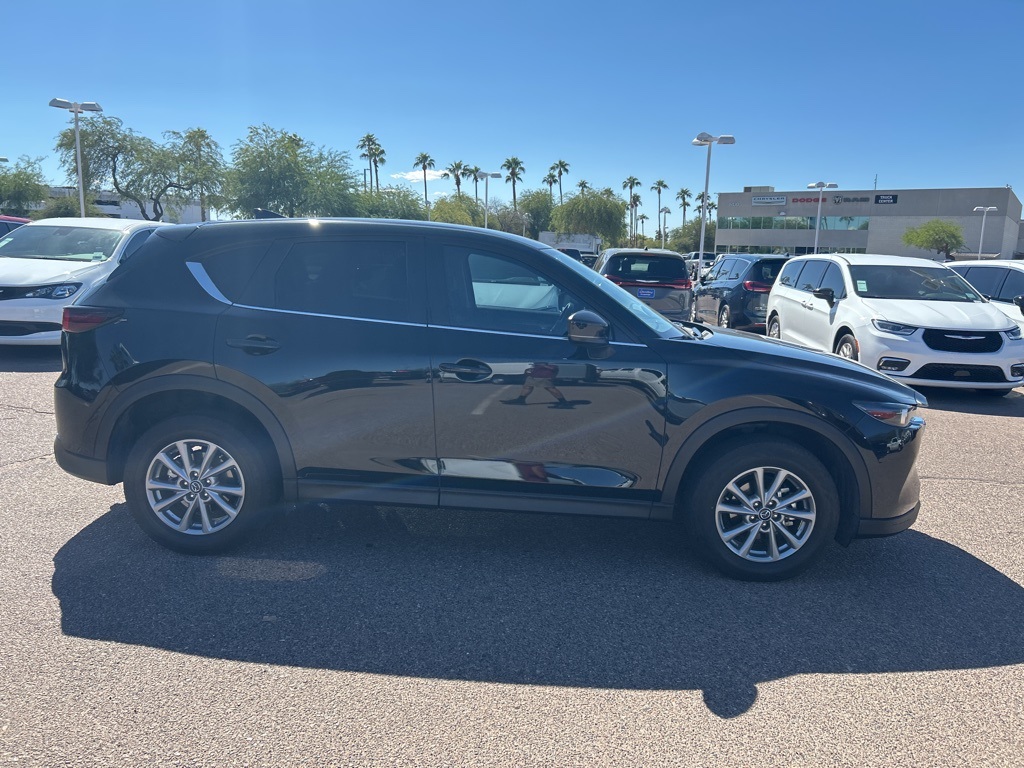2023 Mazda CX-5 2.5 Select photo 4