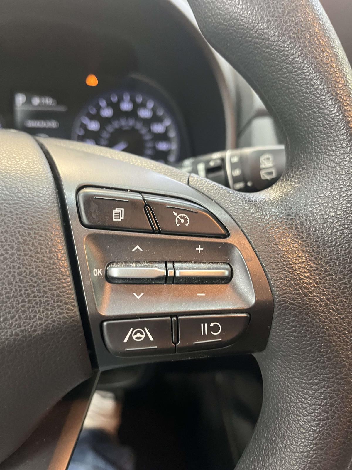 2023 Hyundai Kona SEL photo 15