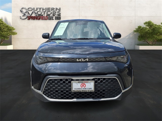 2023 Kia Soul LX photo 3