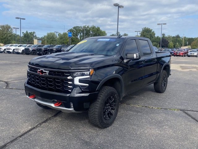 2024 Chevrolet Silverado 1500 ZR2 photo 3