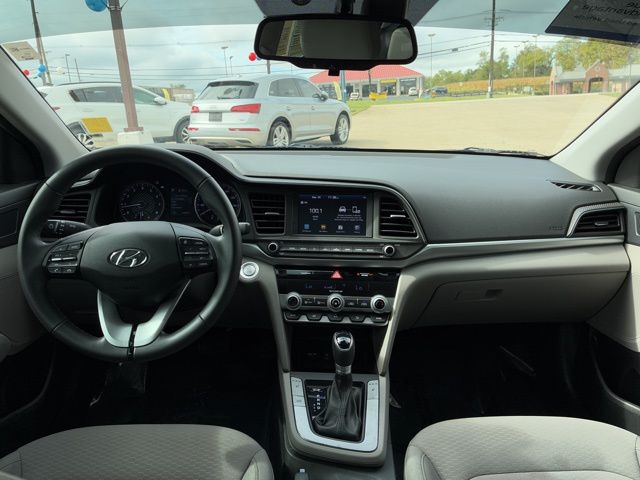 2020 Hyundai Elantra Value Edition photo 17