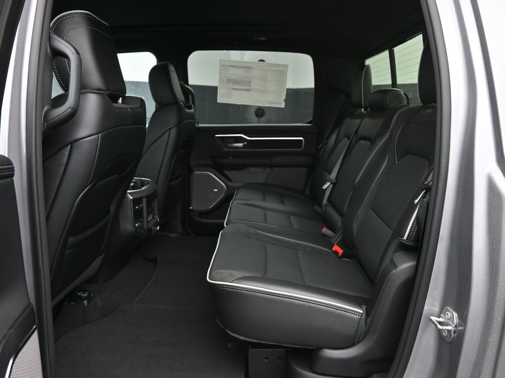 2026 Ram 1500 Laramie photo 9