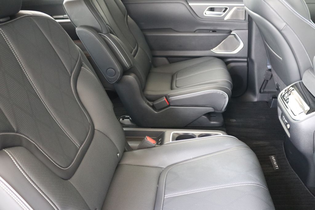 2025 Infiniti QX80 Sensory photo 30