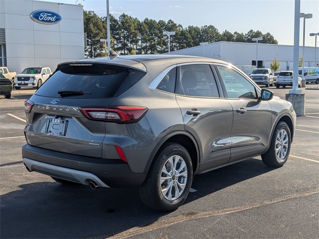 2024 Ford Escape Active photo 2