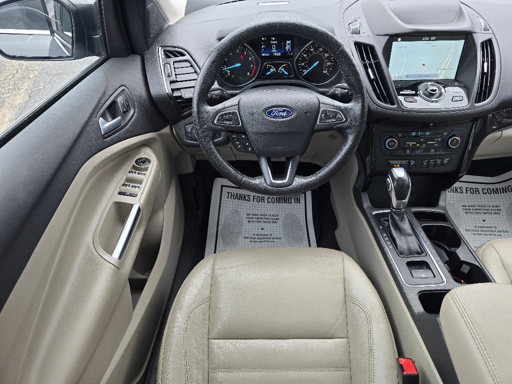 2019 Ford Escape Titanium photo 3