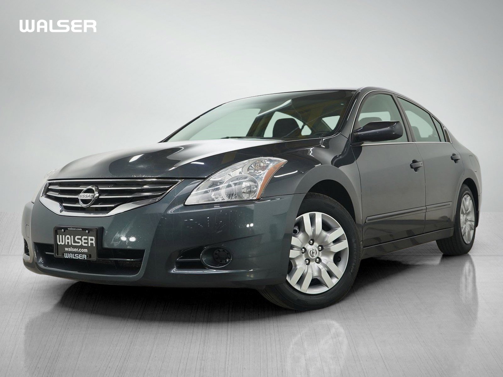2011 Nissan Altima S's photo