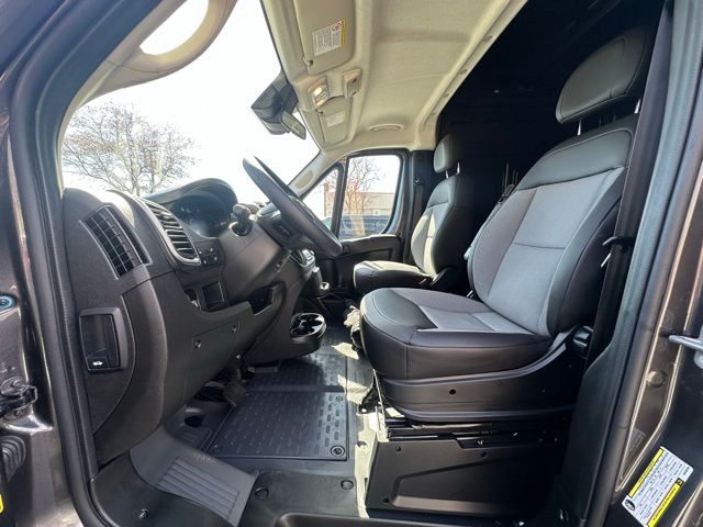 2025 Ram ProMaster 2500 Cargo Van photo 24