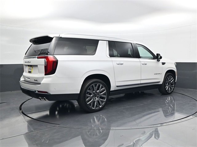 2025 Gmc Yukon XL Denali Ultimate photo 2