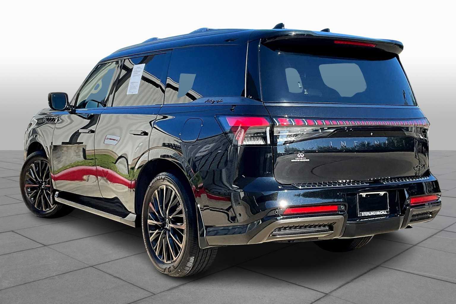 2025 Infiniti QX80 photo 10