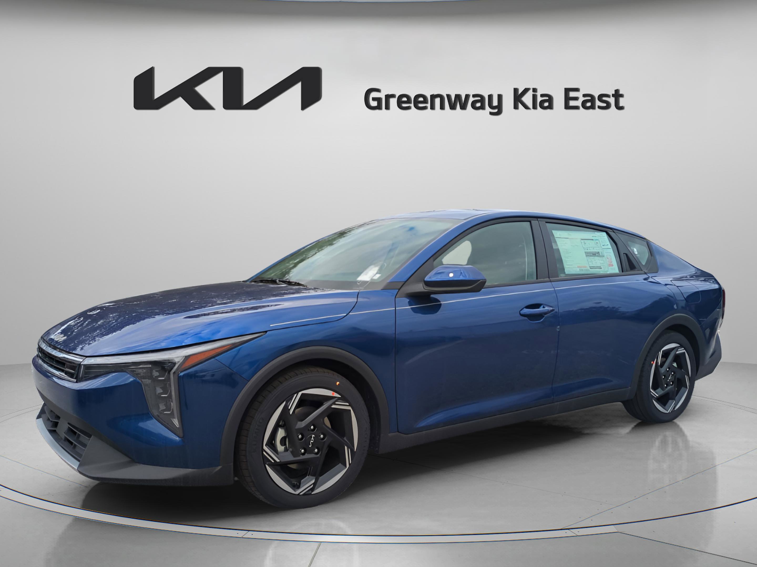 2025 Kia K4 EX photo 3