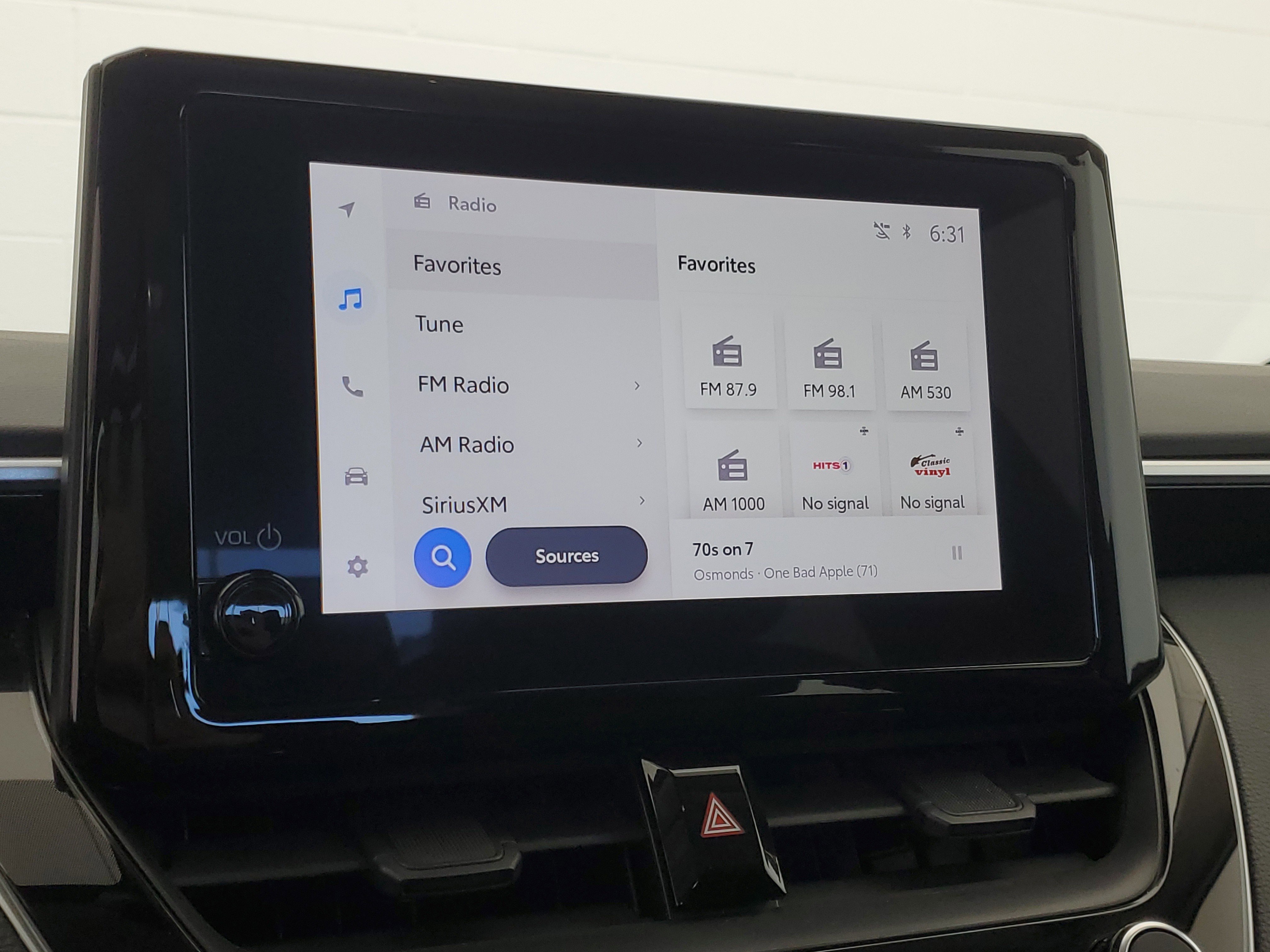 2024 Toyota Corolla LE photo 4