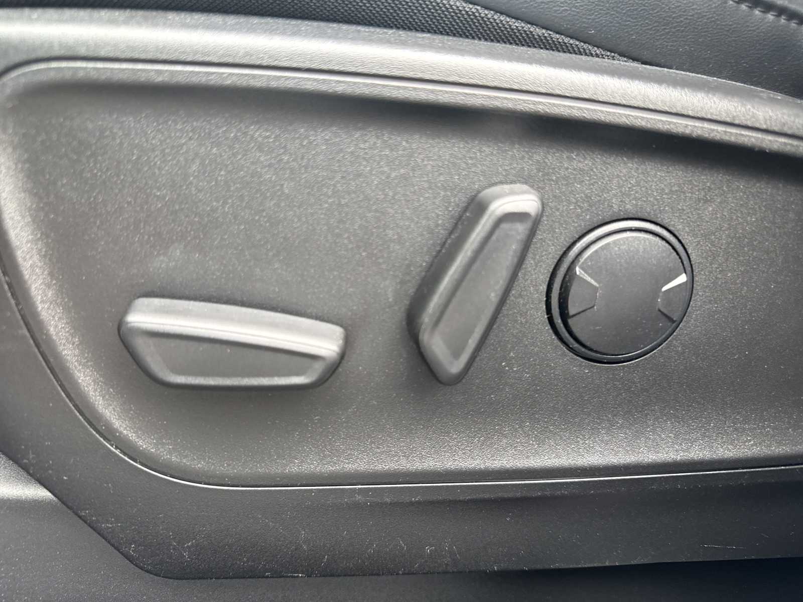 2024 Ford Escape ST-Line photo 19