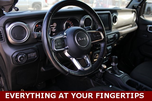 2020 Jeep Wrangler Unlimited Sahara photo 11