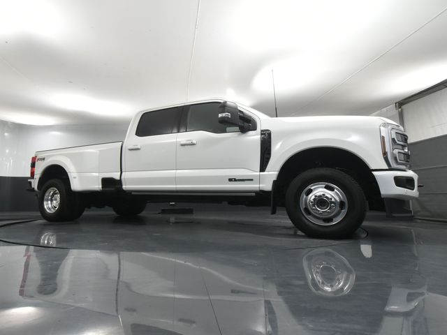 2025 Ford F-350 photo 43