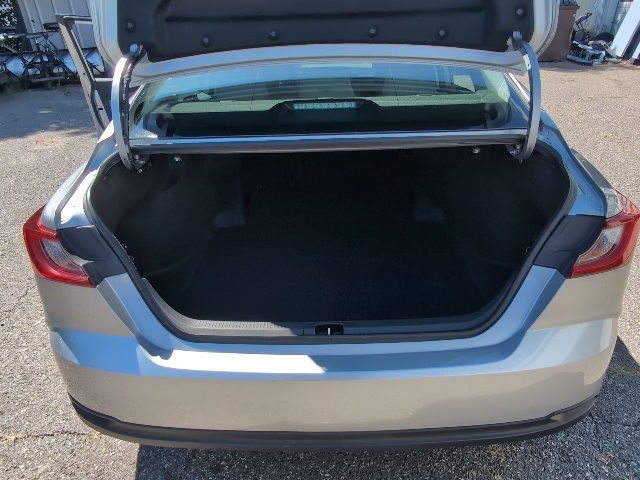 2025 Toyota Camry LE photo 36