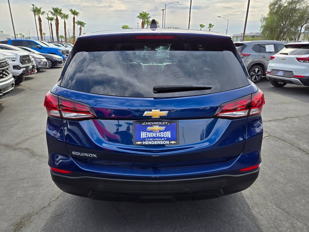 2022 Chevrolet Equinox LS photo 4