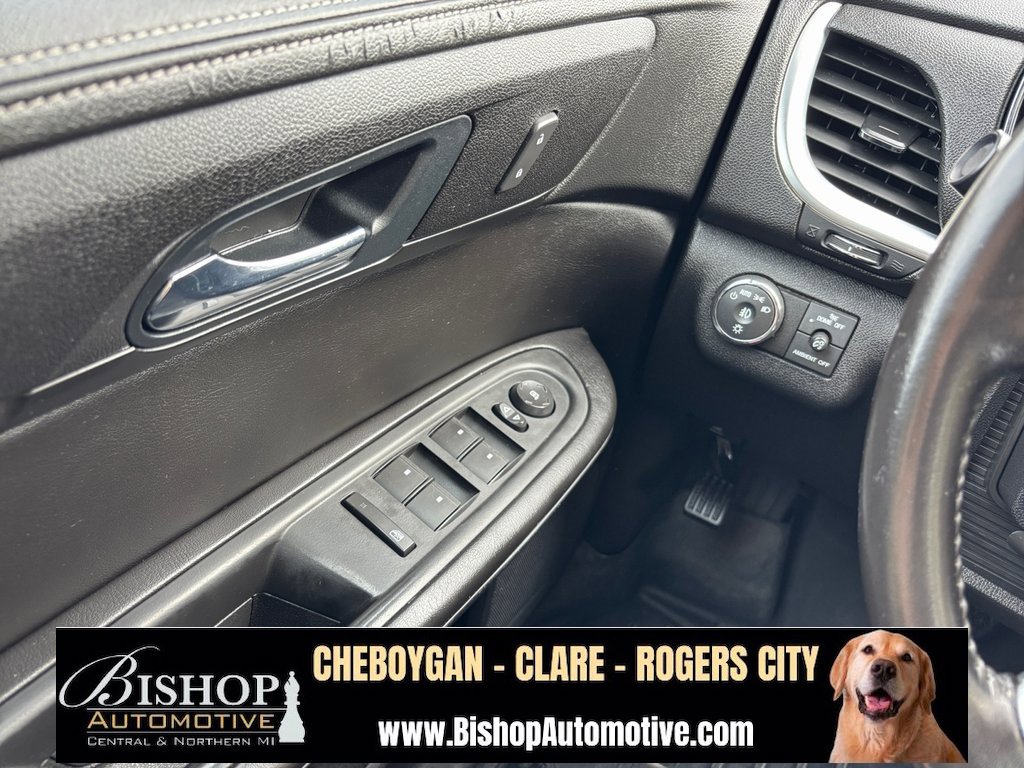2016 Chevrolet Traverse 1LT photo 27
