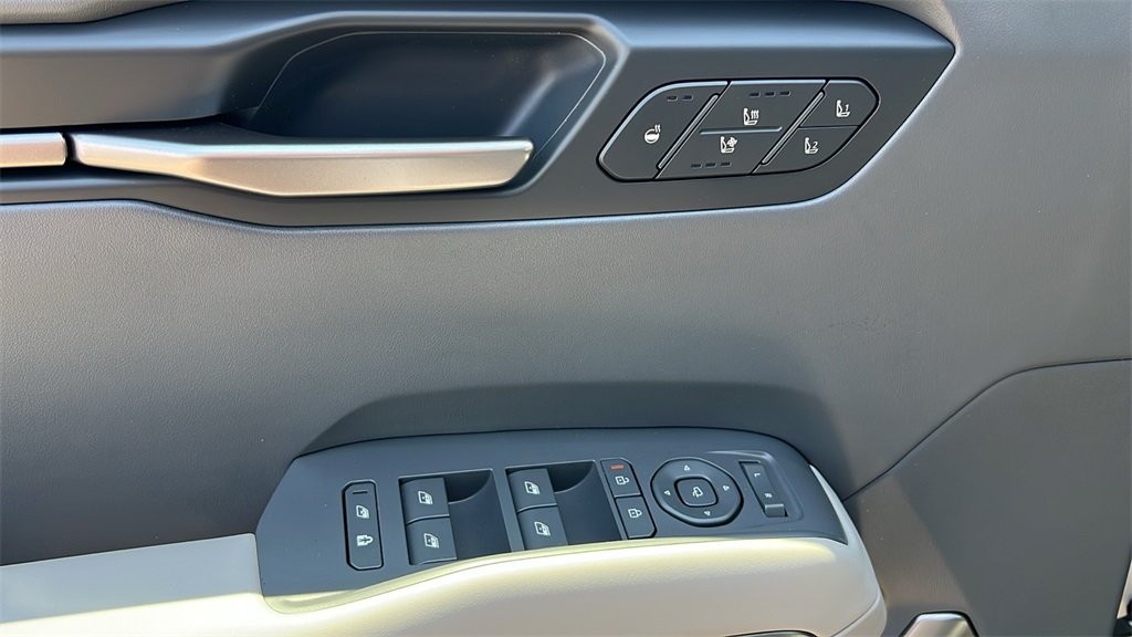 2026 Kia EV9 Wind photo 11
