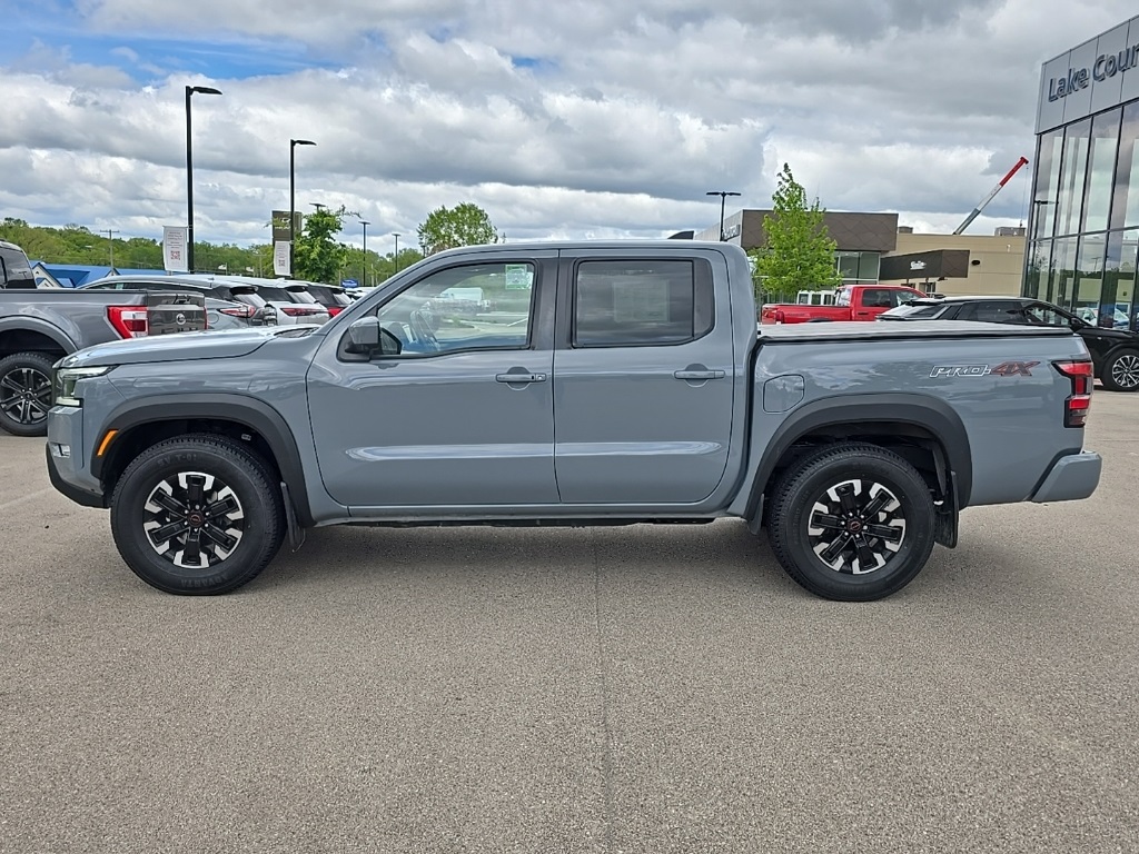 2023 Nissan Frontier PRO-4X photo 3