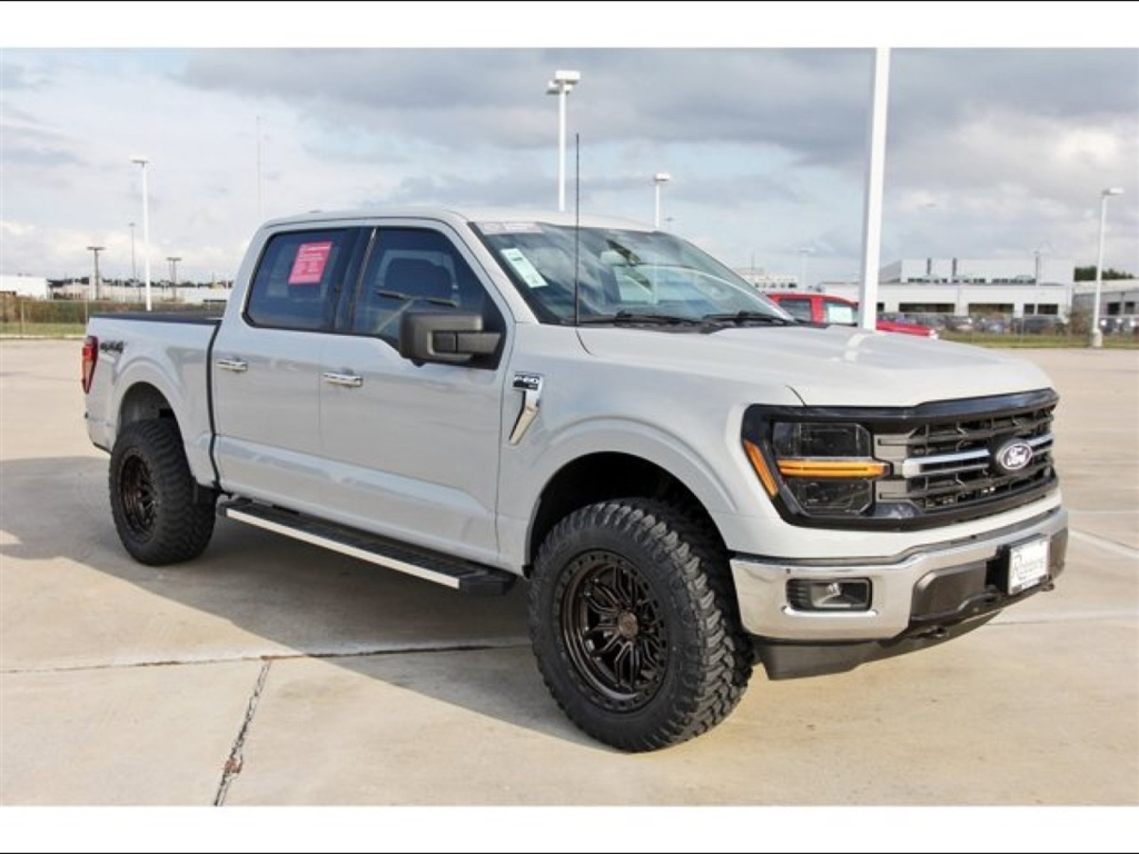 2024 Ford F-150 XLT - 2