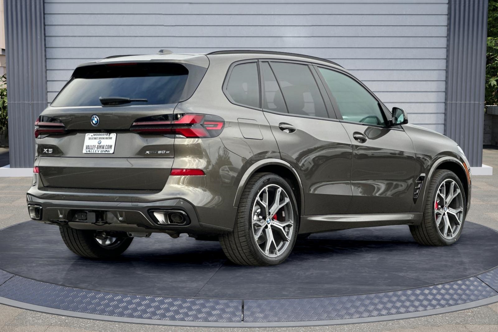 2026 Bmw X5 xDrive50e photo 3
