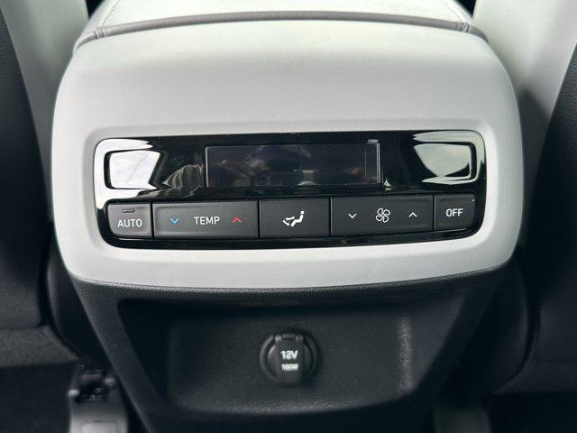2025 Hyundai Palisade SEL photo 17
