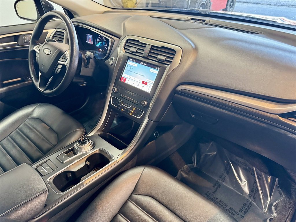 2019 Ford Fusion Hybrid SEL photo 21