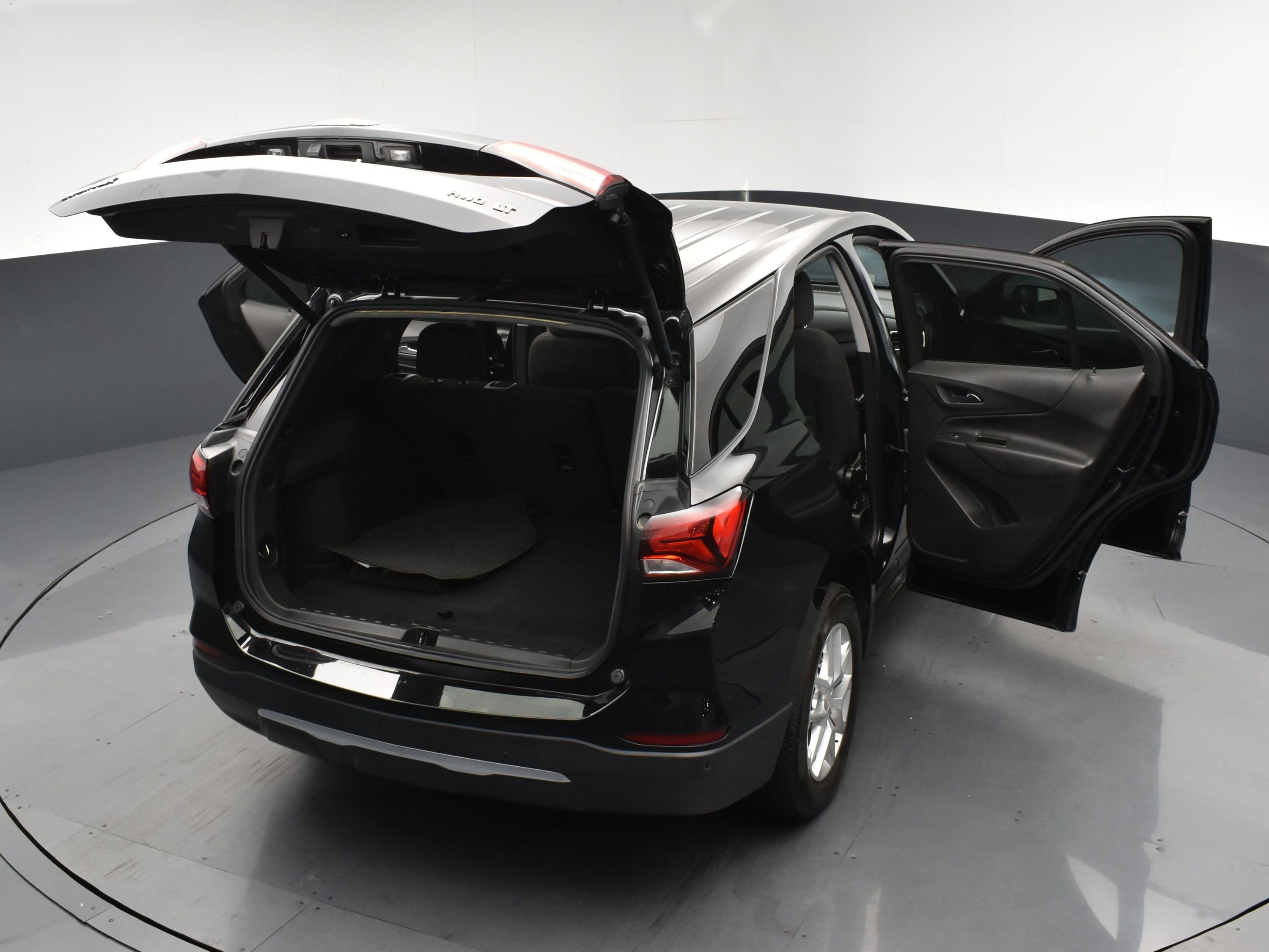 2022 Chevrolet Equinox LT photo 23