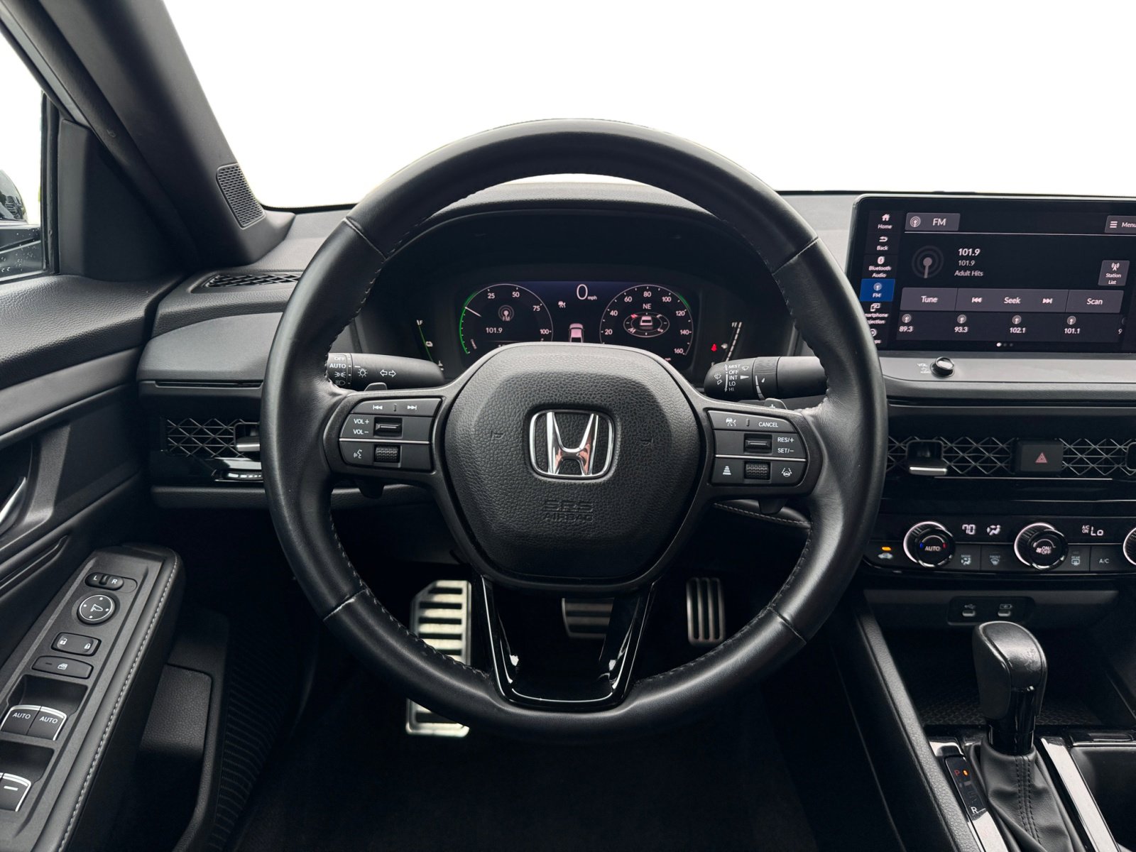 2023 Honda Accord Hybrid Sport photo 3