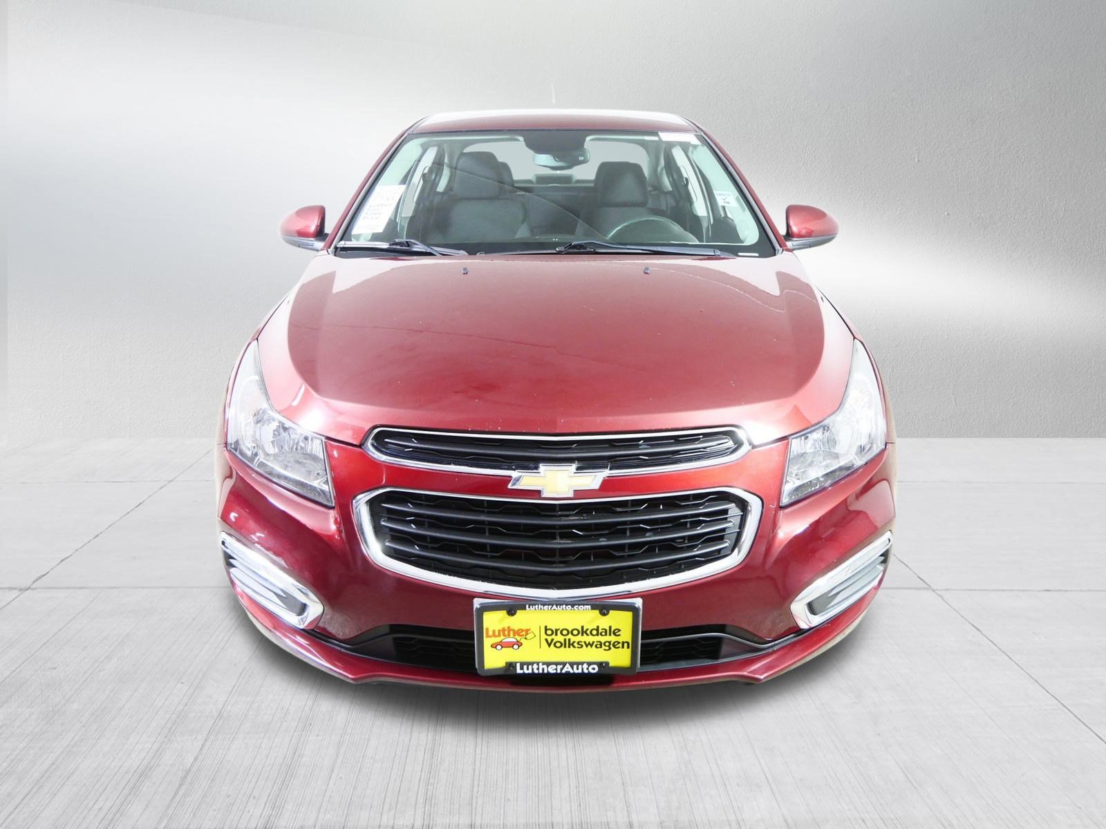 Used 2015 Chevrolet Cruze 1LT with VIN 1G1PC5SB7F7139438 for sale in Minneapolis, MN
