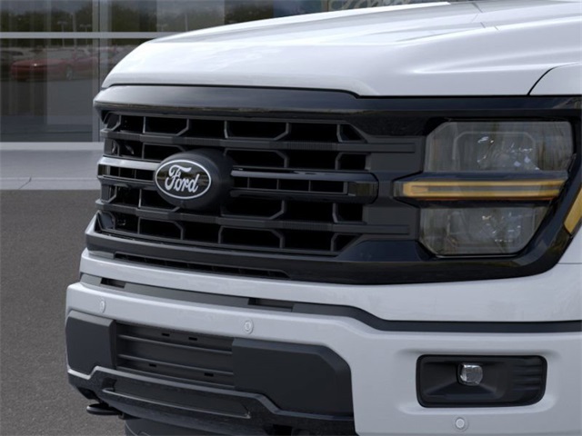 2025 Ford F-150 XLT photo 17