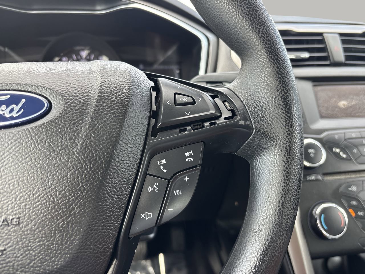 2018 Ford Fusion Hybrid S photo 20