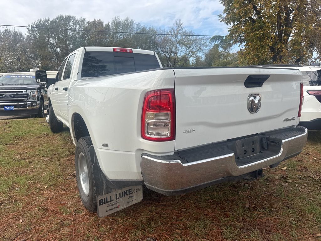 2024 Ram 3500 Tradesman photo 3