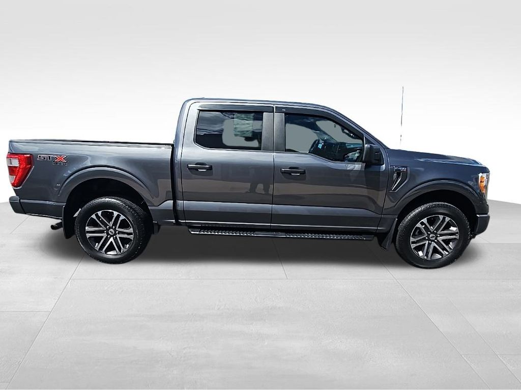 2022 Ford F-150 XL photo 6