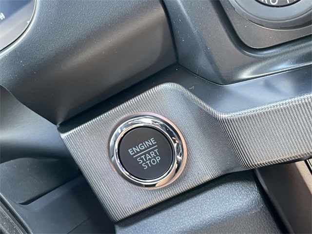 2025 Ford F-250 Platinum photo 17