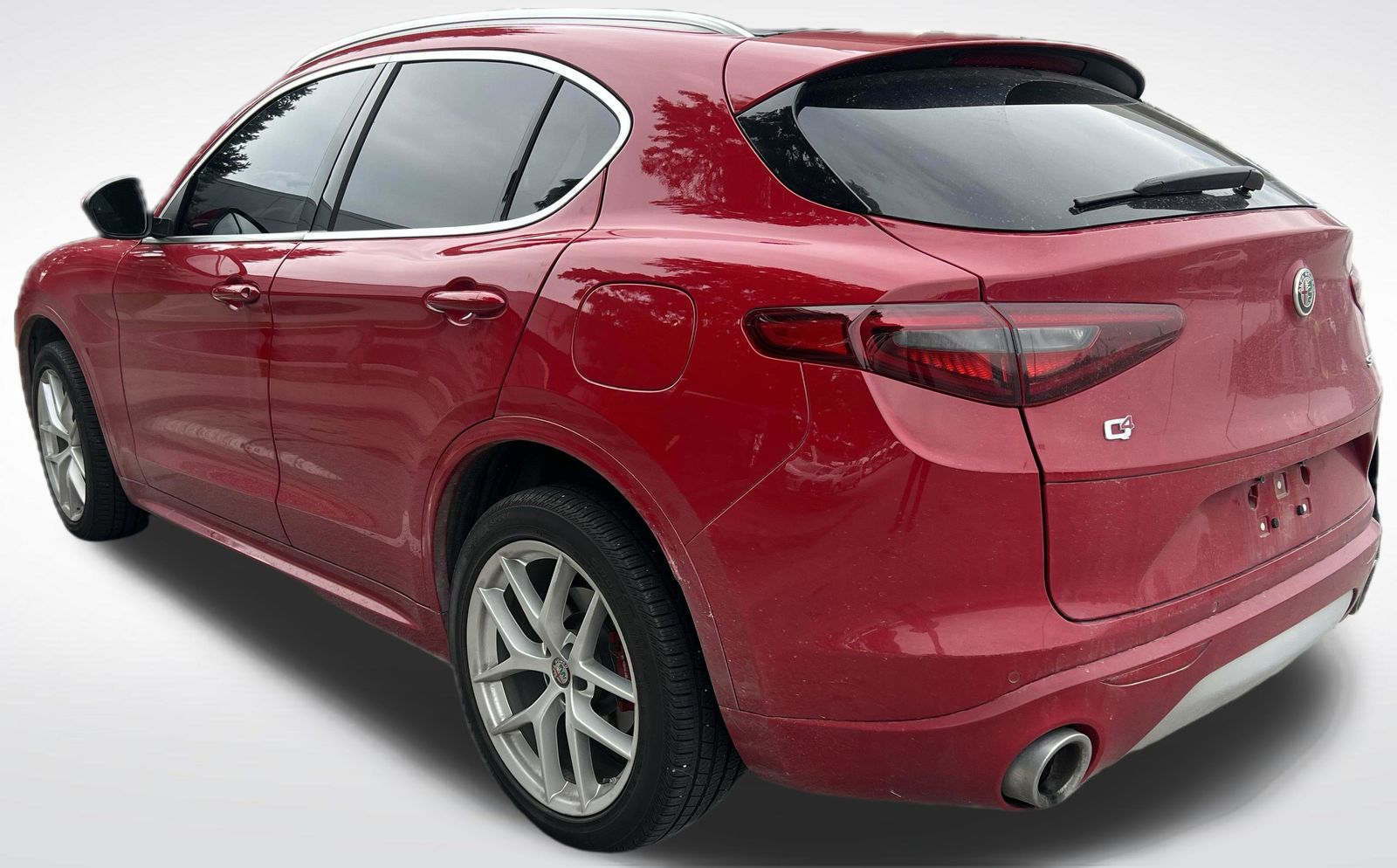 2021 Alfa Romeo Stelvio Ti photo 2