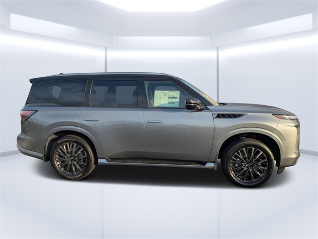 2026 Infiniti QX80 photo 2