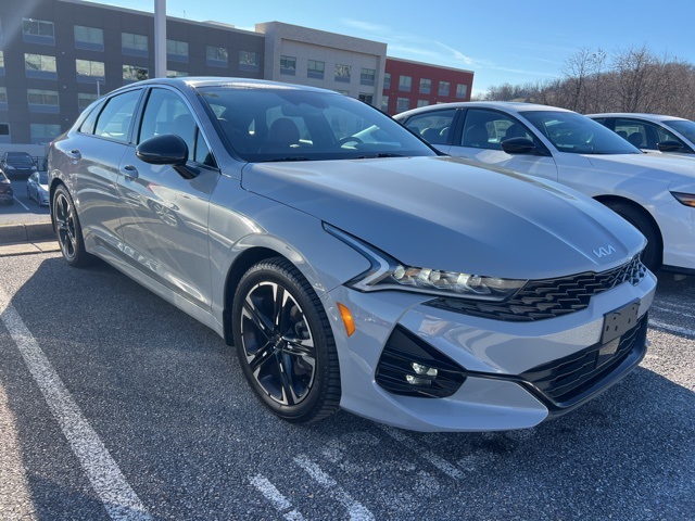 2023 Kia K5 GT-Line photo 4