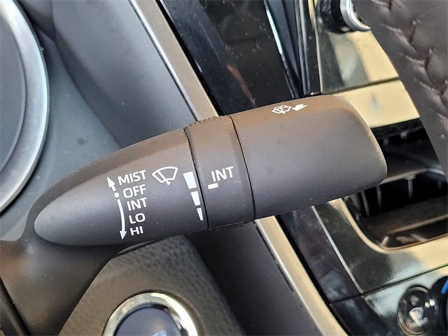 2024 Toyota Camry Hybrid XSE photo 28