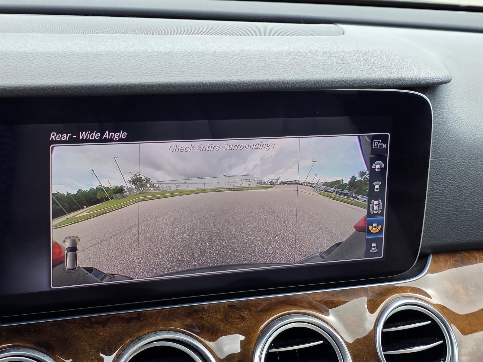 2020 Mercedes Benz E 450 4MATIC photo 14