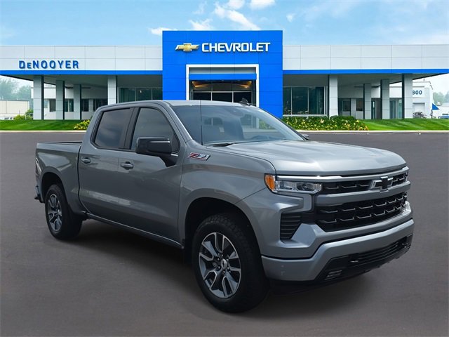 2025 Chevrolet Silverado 1500 RST photo 3