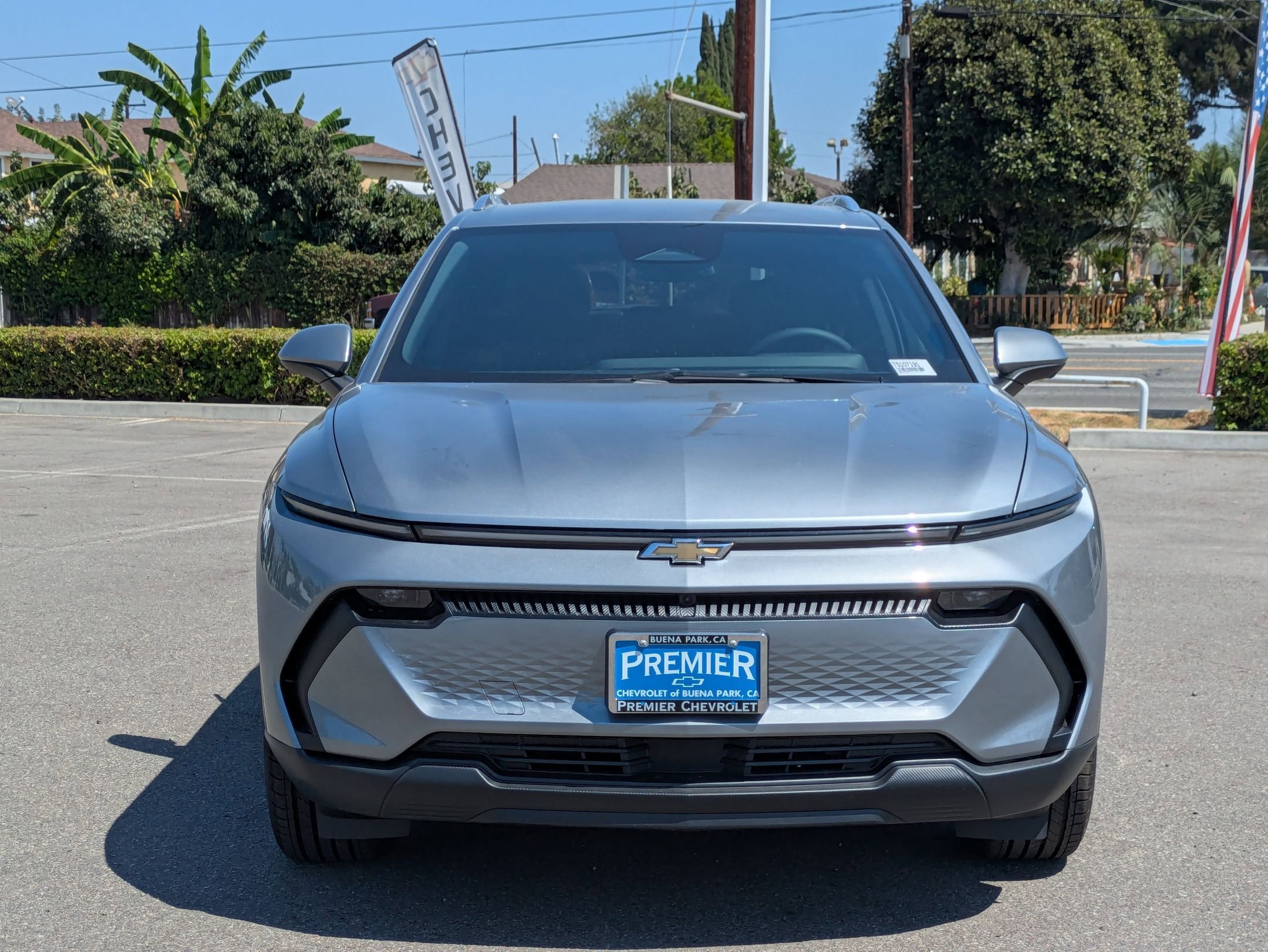 2026 Chevrolet Equinox EV 1LT photo 8