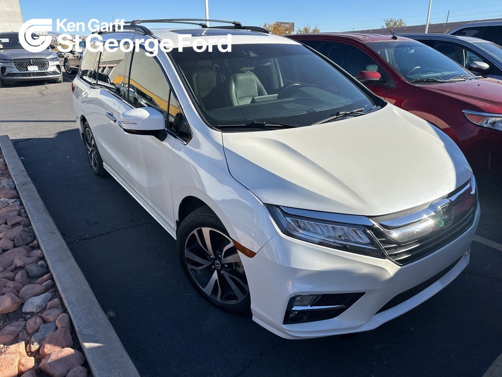 2019 Honda Odyssey Elite's photo
